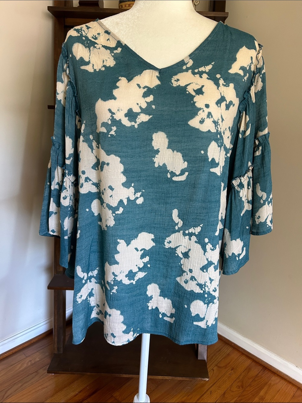 new directions Teal & Cream V-Neck Bell Sleeve Top